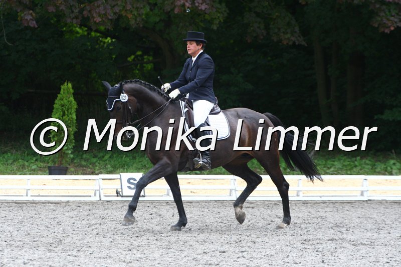 009M5233_Chou_Chou_Dressur Mxx.JPG